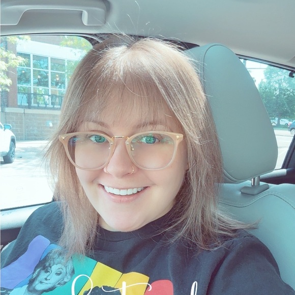 Meet your Posher, Kelly - Picture 1 of 1